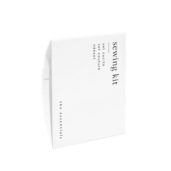 Set Cucito in astuccio di cartone bianco